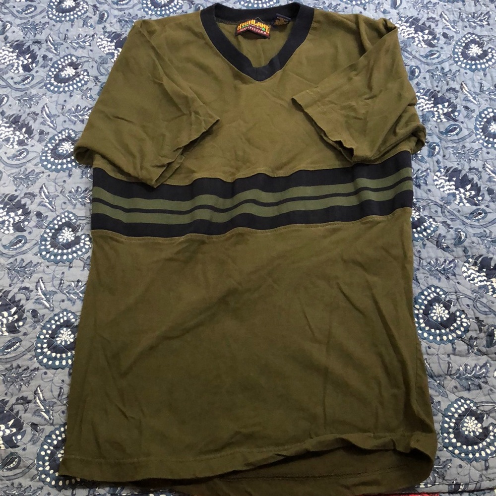 Short sleeve shirt